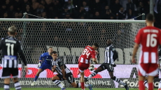 ΠΑΟΚ: «Επιδημία» τραυματισμών στους στόπερ - Μένει 1,5 μήνα εκτός ο Λόβρεν, πρόβλημα και με Κόλεϊ 