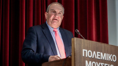 Καραμανλής: Να αξιοποιήσουμε τα «ήρεμα νερά» για να ενισχύσουμε τη στρατιωτική μας αποτροπή 