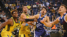 Βαλένθια-Άρης 106-65: «Εφιάλτης» δίχως τέλος στο Euro Cup - Βίντεο 