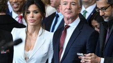 Η Λόρεν Σάντσεζ πάτησε like σε όσα θετικά σχόλια δέχτηκε για την εμφάνισή της στην ορκωμοσία του Τραμπ