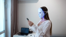 Το φαινόμενο των high tech συσκευών ομορφιάς: Υψηλά κόστη και μεγάλες υποσχέσεις