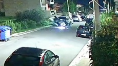 Καρέ-καρέ η σύλληψη με ενέδρα 58χρονου που άνοιγε αυτοκίνητα και σπίτια σε Ραφήνα και Πικέρμι