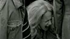 Ο σπαραγμός της Αλίκης Βουγιουκλάκη στην κηδεία του Φιλοποίμενα Φίνου πριν από 48 χρόνια