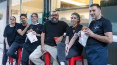 Black Salami: Η ομάδα πίσω από τον φούρνο που έφερε τα πάνω-κάτω στα Εξάρχεια