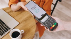 Το mobile money κινεί την παγκόσμια οικονομία - Μετακινούνται 2,7 εκατ. δολάρια το λεπτό