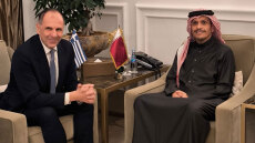 Ο Γεραπετρίτης συναντήθηκε με τον πρωθυπουργό και υπουργό Εξωτερικών του Κατάρ