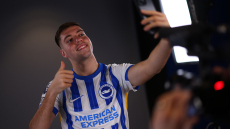 Στέφανος Τζίμας: «Παιδικό όνειρο για μένα το να παίξω στην Premier League»