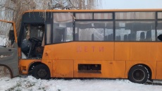 Ουκρανία: Για έξι τραυματίες από πλήγμα ουκρανικού drone σε σχολικό λεωφορείο στη Ζαπορίζια, μιλούν οι Ρώσοι