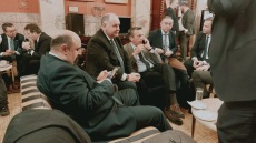 «Πηγαδάκι» Τριαντόπουλου στη Βουλή μετά τη δήλωση για παραίτησή του - Δείτε φωτογραφίες από την  Ολομέλεια