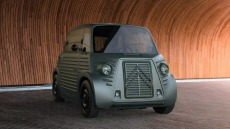 Το Citroen Ami ταξιδεύει πίσω το χρόνο