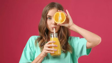 Αποτοξίνωση με χυμούς: Αρκούν 3 μέρες juicing για να έρθουν τα πάνω κάτω σε έντερο και στόμα – Τι τονίζει έρευνα