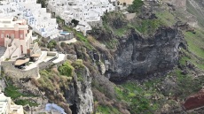 Κώστας Παπαζάχος για τους σεισμούς στη Σαντορίνη: Το φαινόμενο θα συνεχιστεί για εβδομάδες - Γιατί υπάρχουν εξάρσεις σεισμών