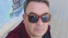 Πάτρα: Δάσκαλος και πατέρας δύο παιδιών ο 59χρονος που πέθανε από ανακοπή και προκάλεσε τροχαίο