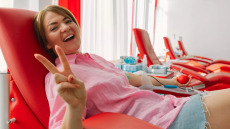 Εθελοντές δότες μυελού των οστών: Πώς η Ελλάδα από ουραγός βρέθηκε στο top 10 της παγκόσμιας κατάταξης