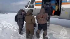 Ρωσία: Επιχείρηση διάσωσης 139 ψαράδων που παγιδεύτηκαν σε παγόβουνο - Δείτε βίντεο