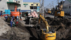 Στα 40 μέτρα η καταβόθρα που «κατάπιε» φορτηγό στην Ιαπωνία - Σε σωλήνες αποχέτευσης εντοπίστηκε το όχημα