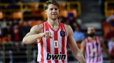 Ολυμπιακός-Καρδίτσα: Πρόβλημα με Γουόκαπ, πήγε στα αποδυτήρια 