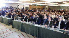 Εσωστρέφεια στο ΠΑΣΟΚ μετά τους χειρισμούς για την εκλογή Προέδρου της Δημοκρατίας με το βλέμμα στις δημοσκοπήσεις