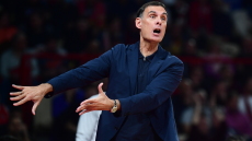 Τραυματίστηκε ο Μπαρτζώκας την ώρα που έδινε οδηγίες στο ΜακΚίσικ στον τελικό - Βίντεο 