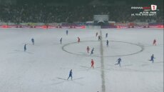 Σε «λευκό τοπίο» η Στεάουα - Διεξήχθη κανονικά το ματς με τη Μπουζάου παρά το χιoνισμένο γήπεδο