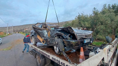 Τροχαίο δυστύχημα με νεκρό έναν 15χρονο στη Φυλή - Το αυτοκίνητο έγινε σμπαράλια