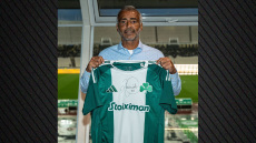 Στο ΟΑΚΑ για τον Παναθηναϊκό ο θρυλικός Ρομάριο - Διασκέδασε στα μπουζούκια, είδε την Ακρόπολη - Βίντεο, φωτογραφίες 