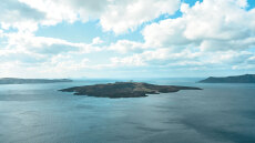 Ξύπνησε το ηφαίστειο στη Σαντορίνη με βουητό και άνοδο του μάγματος