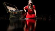 Στέλλα Χασκίλ: Η θρυλική τραγουδίστρια «ζωντανεύει» στη σκηνή του Μικρού Γκλόρια