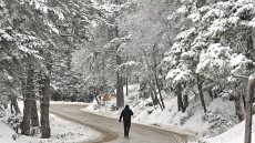 Σήμερα η πιο κρύα μέρα της κακοκαιρίας Coral, πού θα χιονίσει - Έρχονται βροχές από Δευτέρα 