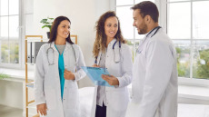 Κινητές Ομάδες Υγείας: Μετά το Ορμένιο, έρχονται στην Αττική – Πού θα εξετάζουν σήμερα