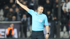 O Γερμανός Γιαμπλόνσκι διαιτητής στο ΑΕΚ - Ολυμπιακός για το πρωτάθλημα 