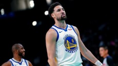 Τεράστια κίνηση από τον Κλέι Τόμπσον - Χάρισε το δαχτυλίδι του πρωταθλητή NBA στον γιατρό που χειρούργησε τον αχίλλειο τένοντά του - Βίντεο