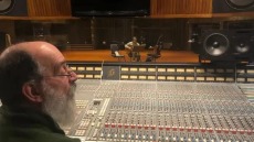 Πέθανε ο μάγος της κονσόλας Παναγιώτης Πετρονικολός 