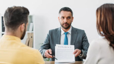 3 απίθανες ιστορίες ασφαλιστικών αποζημιώσεων