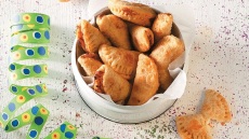 17 παραδοσιακές συνταγές για την Κυριακή της Τυρινής