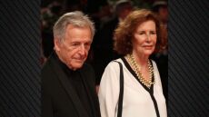 Κώστας Γαβράς για τη σύζυγό του: Εκείνη με βοήθησε να κάνω τις ταινίες που θέλω, είμαστε μαζί 60 χρόνια