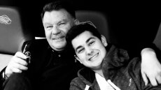 Χρίστος Κούγιας: «Λείπεις» γράφει για τον πατέρα του, Αλέξη