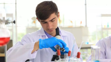 Τρίτο κύμα της μυστηριώδους θανατηφόρου νόσου στο Κονγκό – Τι πραγματικά συμβαίνει