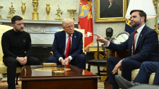 O Τζέι Ντι Βανς χαρακτήρισε «χρήσιμη» την αντιπαράθεση με τον Ζελένσκι στο Οβάλ Γραφείο