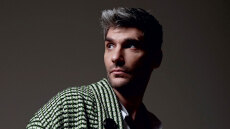 Gautier Βελισσάρης: Το enfant terrible της μουσικής έχει ελληνικές ρίζες