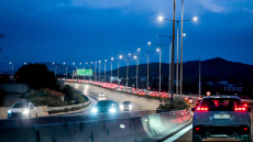 Σε εξέλιξη η επιστροφή των εκδρομέων της Καθαράς Δευτέρας - Καθυστερήσεις σε Μέγαρα και Αφίδνες