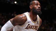 Ο Λεμπρόν Τζέιμς έφτασε τις 1.000 νίκες στη regular season και κυνηγάει το ρεκόρ του Τζαμπάρ