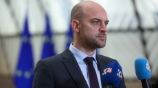 Η Γαλλία παγώνει την υποδοχή προσώπων από τη Γάζα και ερευνά φοιτήτρια που κατηγορείται για αντισημιτικές αναρτήσεις