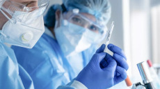 Η 74χρονη Barbara δοκίμασε ένα πολλά υποσχόμενο εμβόλιο για τον καρκίνο του παγκρέατος – Τι έδειξε η δοκιμή