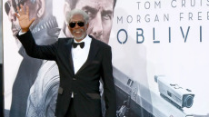 Όσκαρ 2025: Γιατί ο Μόργκαν Φρίμαν φορούσε μαύρο γάντι; Η νόσος που ταλαιπωρεί τον αγαπημένο ηθοποιό