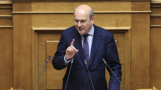 Αδιανόητο να μην υπάρξει κάθαρση στην υπόθεση των Τεμπών, είπε ο Χατζηδάκης στη Βουλή