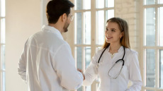 Δεκάδες προσωπικοί γιατροί λείπουν από νησιά και περιφέρεια – Δείτε την προκήρυξη για την κάλυψη των θέσεων