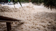 Αυστραλία:  Συναγερμός για τον κυκλώνα Αλφρεντ - Περισσότερα από 80.000 νοικοκυριά χωρίς ηλεκτρικό ρεύμα