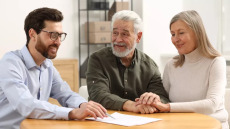 Ιδιωτική ασφάλιση: Ενημερωθείτε για τα ευέλικτα ενισχυτικά προγράμματα