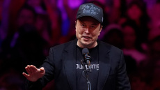 «Ησυχία, ανθρωπάκι!» - Καβγάς Μασκ και Ρούμπιο με τον Πολωνό υπουργό Εξωτερικών για τα Starlink